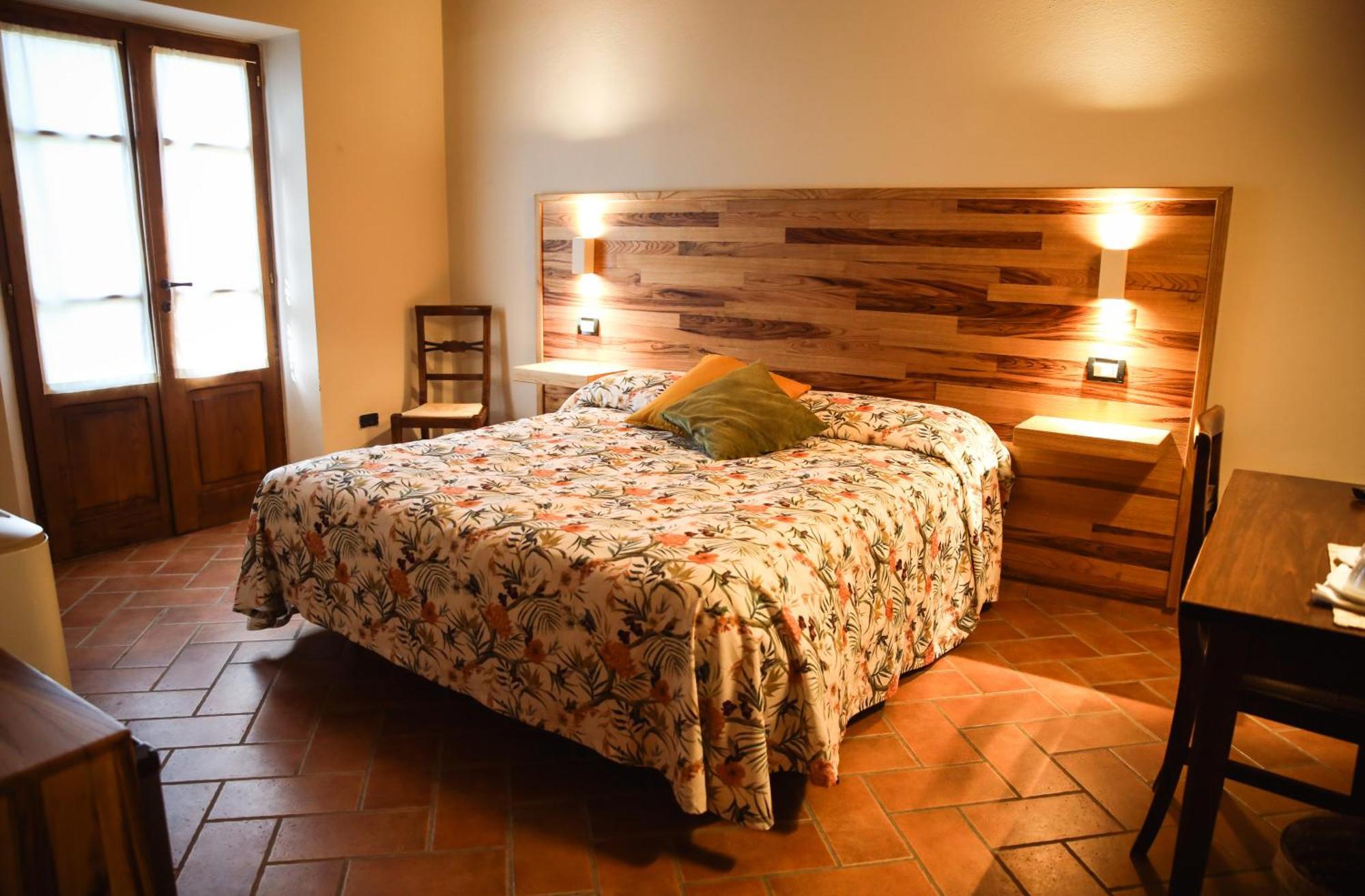 Agriturismo La Vecchia Quercia Montemerano Exterior photo