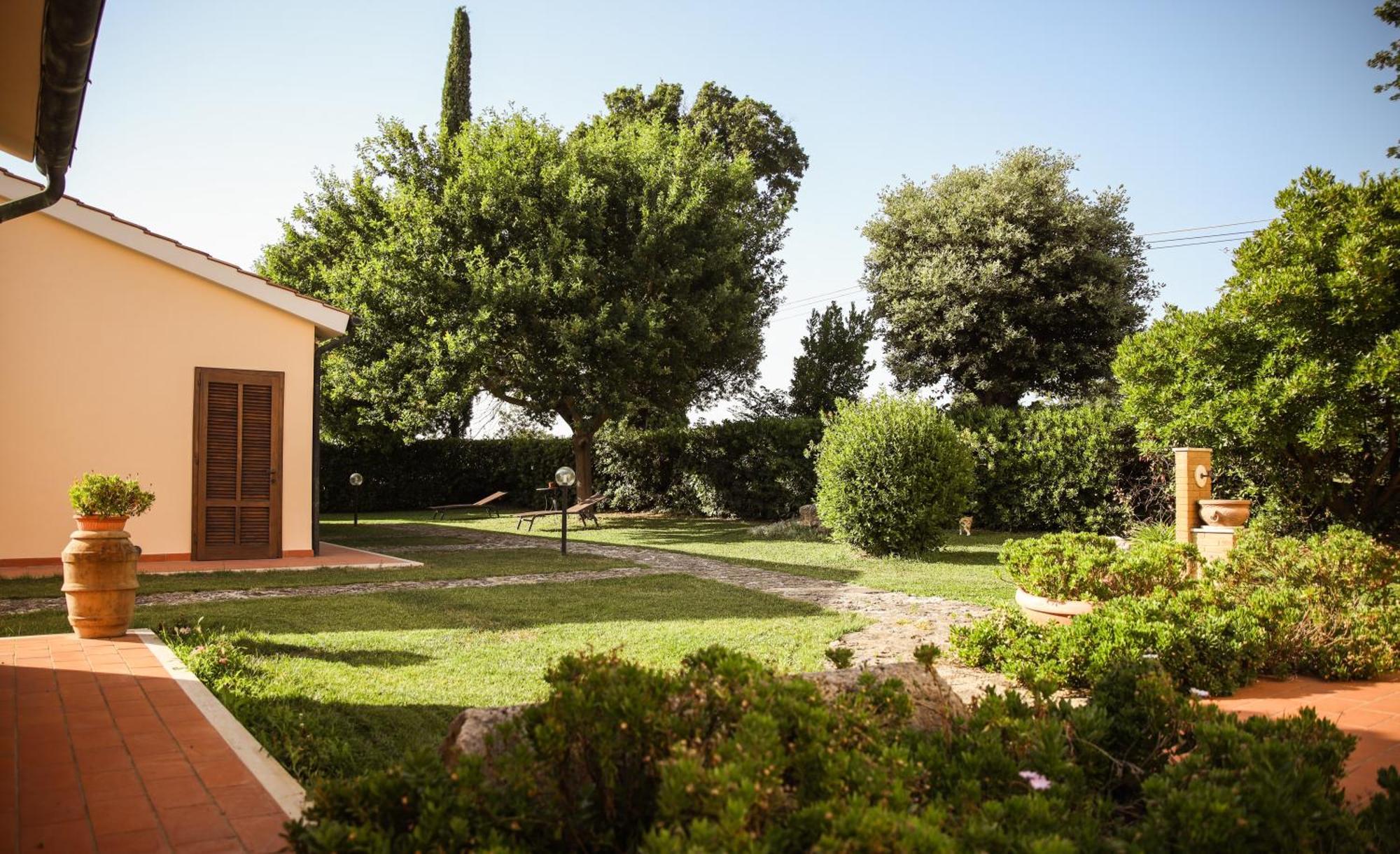 Agriturismo La Vecchia Quercia Montemerano Exterior photo