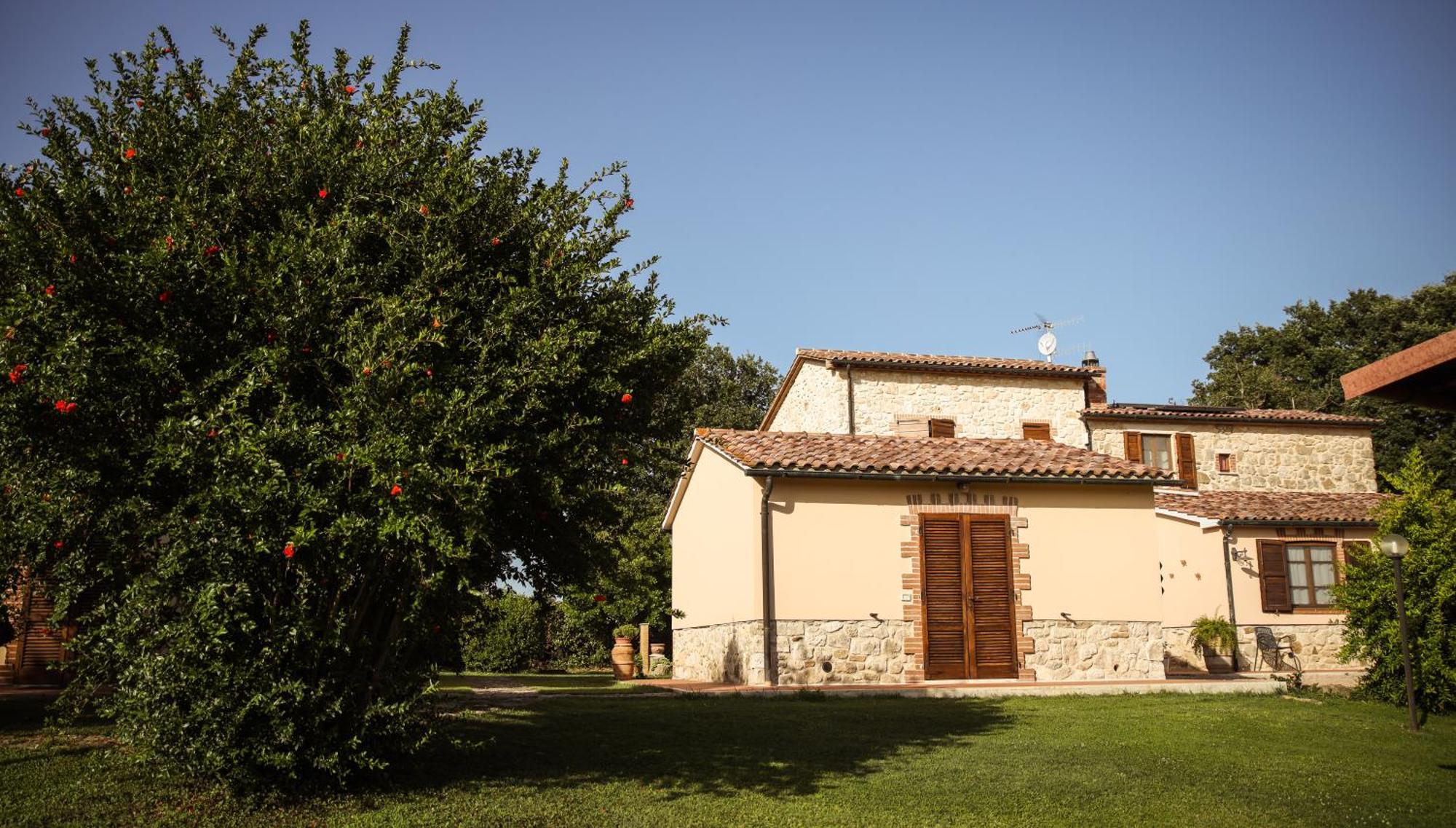 Agriturismo La Vecchia Quercia Montemerano Exterior photo