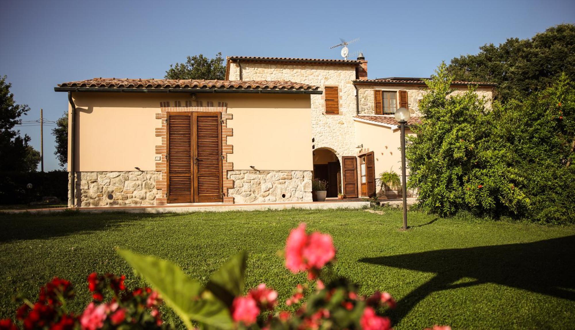 Agriturismo La Vecchia Quercia Montemerano Exterior photo