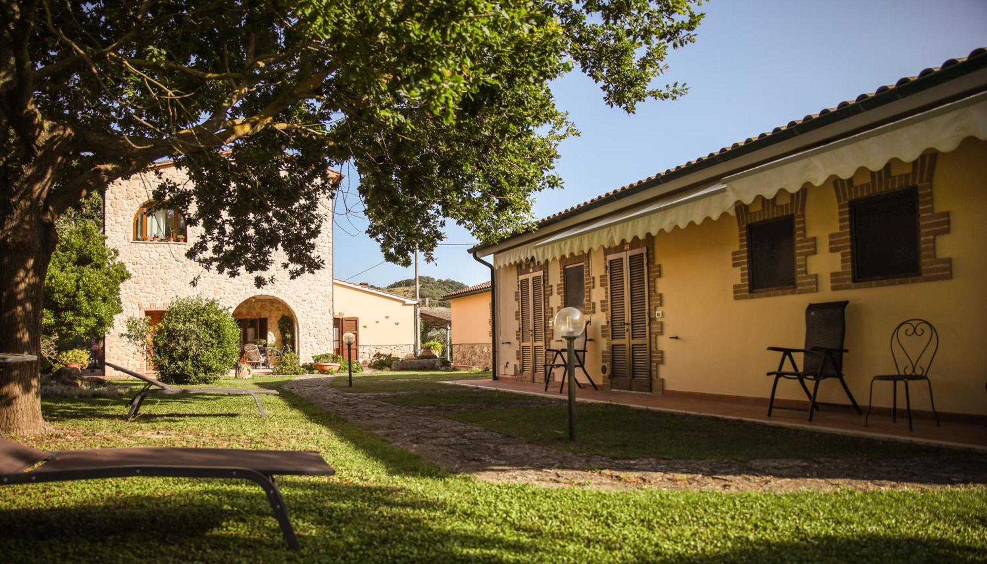 Agriturismo La Vecchia Quercia Montemerano Exterior photo